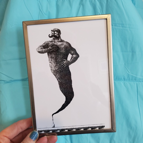 Edward Gorey Huggermuggerum genie print, silver box frame, good condition - Picture 1 of 5